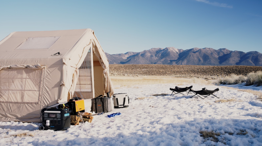Winter Camping 101: The Ultimate Beginner’s Guide for 2025